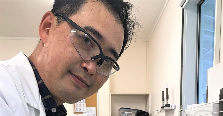 Hero image for researcher Dr Peter Li 2